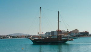 Cruise the Aegean in a Gulet